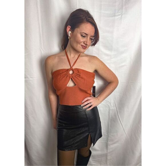 Francesca’s Almost Famous halter top/sweater - Picture 7 of 7
